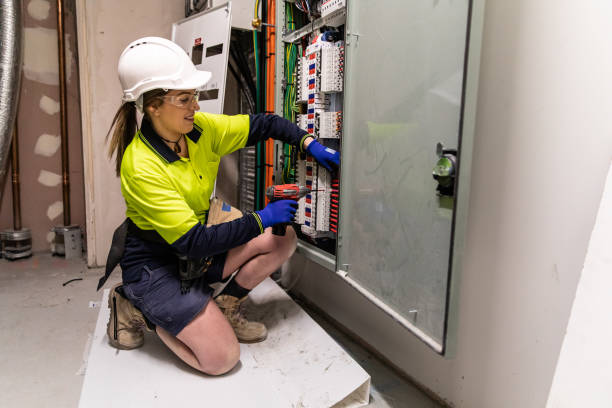 Best Licensed Electrician  in Almedia, PA